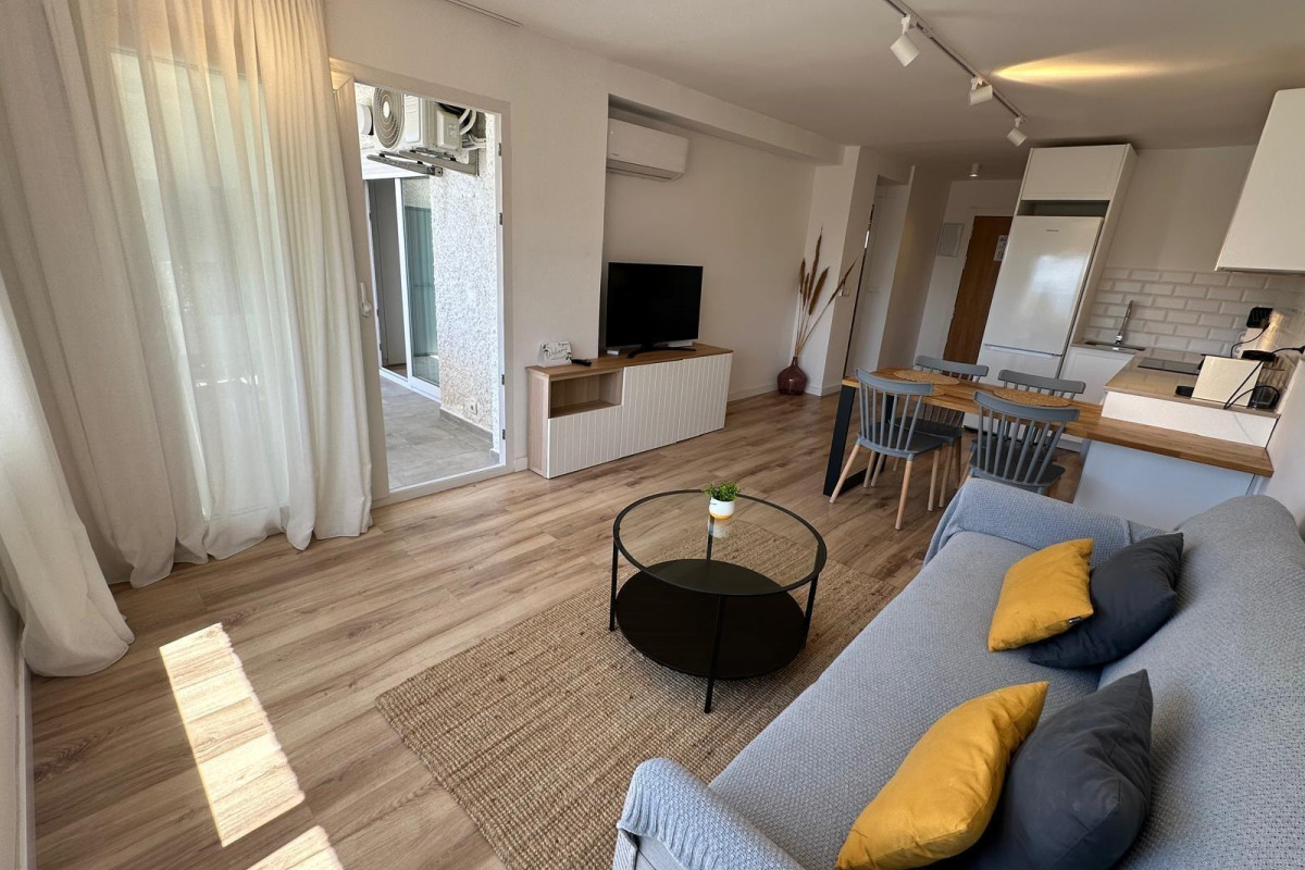 Resale - Apartment  - Villajoyosa - Poble Nou - Montiboli