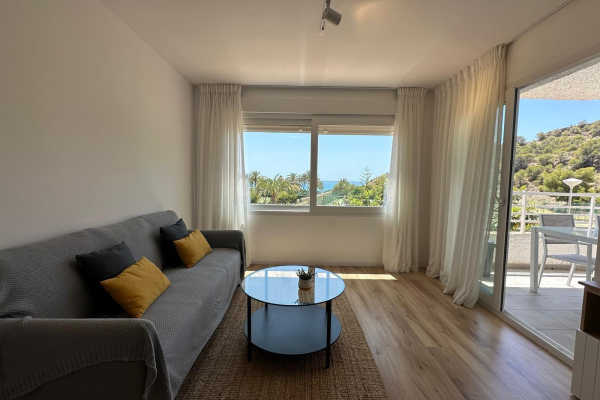 Resale - Apartment  - Villajoyosa - Poble Nou - Montiboli