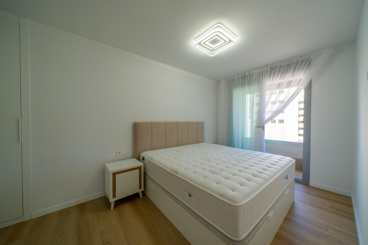 Resale - Apartment  - Alicante - Benalua