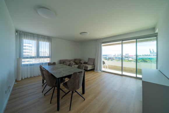 Resale - Apartment  - Alicante - Benalua