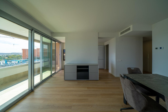 Resale - Apartment  - Alicante - Benalua