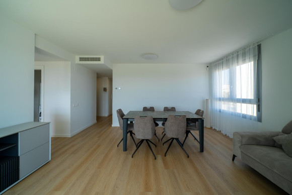 Resale - Apartment  - Alicante - Benalua
