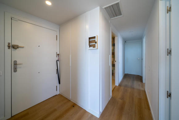 Resale - Apartment  - Alicante - Benalua
