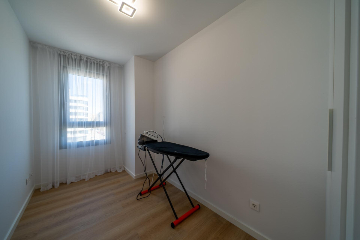 Resale - Apartment  - Alicante - Benalua