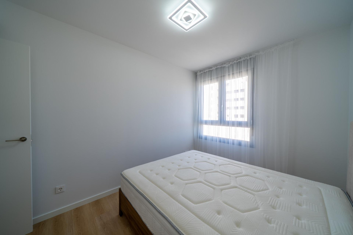 Resale - Apartment  - Alicante - Benalua