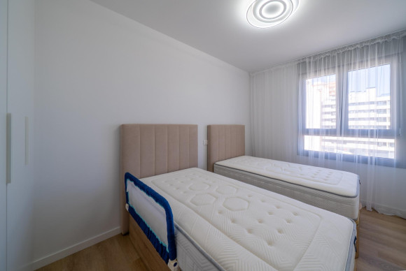 Resale - Apartment  - Alicante - Benalua
