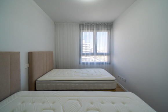 Resale - Apartment  - Alicante - Benalua