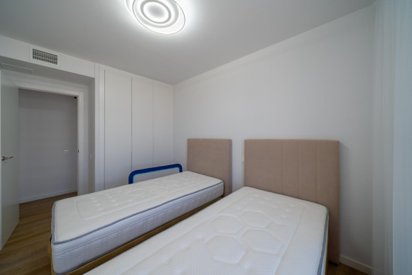 Resale - Apartment  - Alicante - Benalua