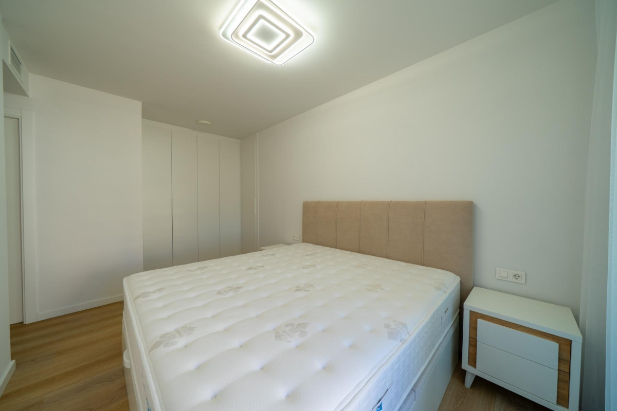 Resale - Apartment  - Alicante - Benalua