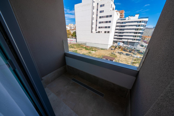Resale - Apartment  - Alicante - Benalua