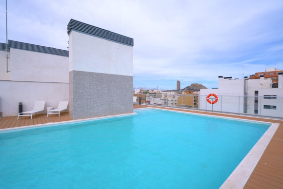 Resale - Apartment  - Alicante - Benalua