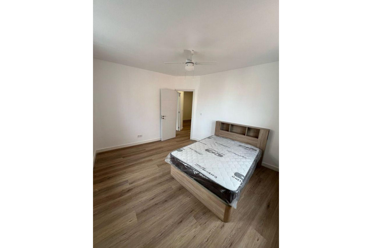 Herverkoop - Appartement  - Madrid - Berruguete