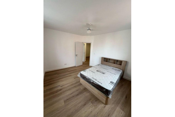 Herverkoop - Appartement  - Madrid - Berruguete