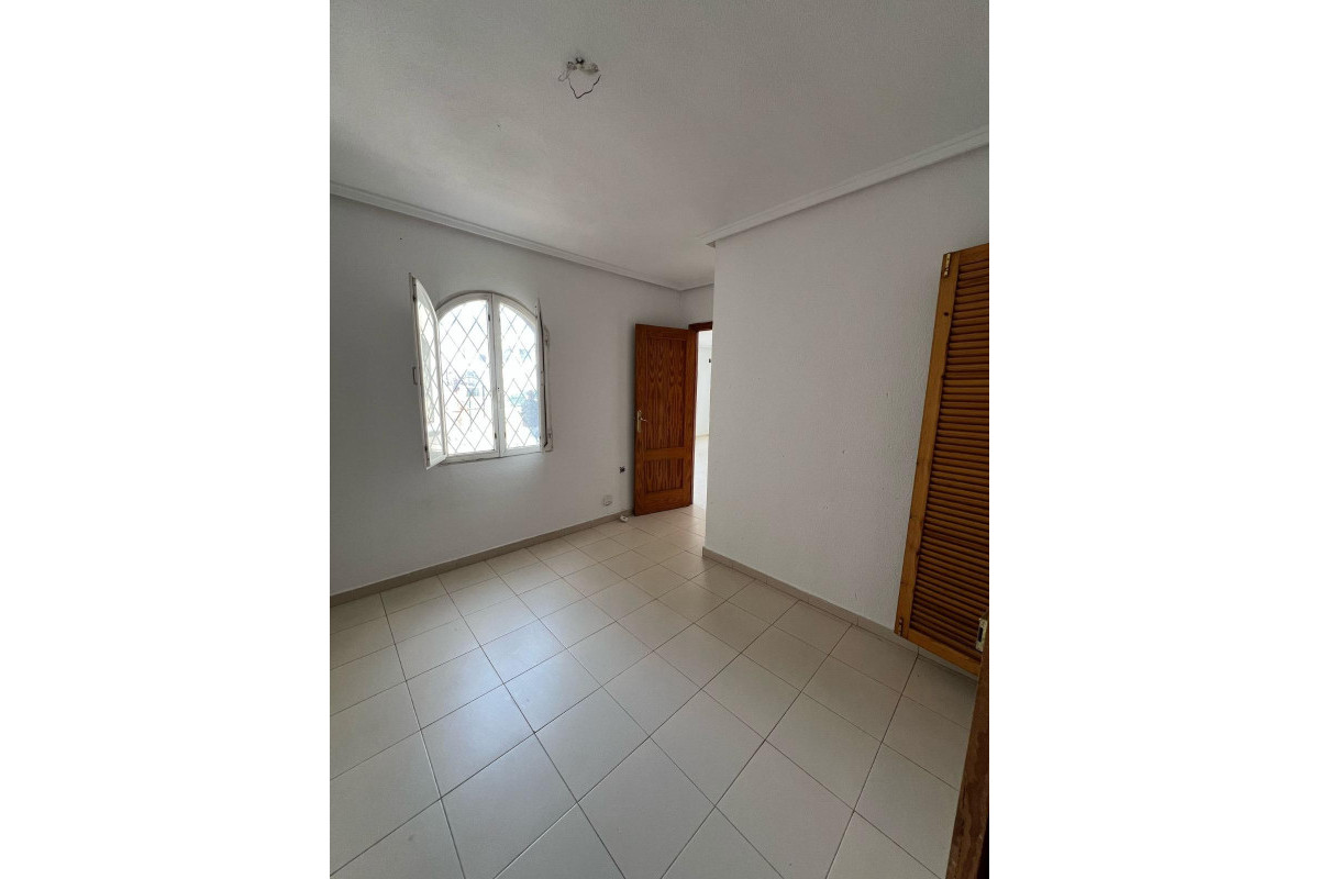 Resale - Townhouse - Torrevieja - Carrefour