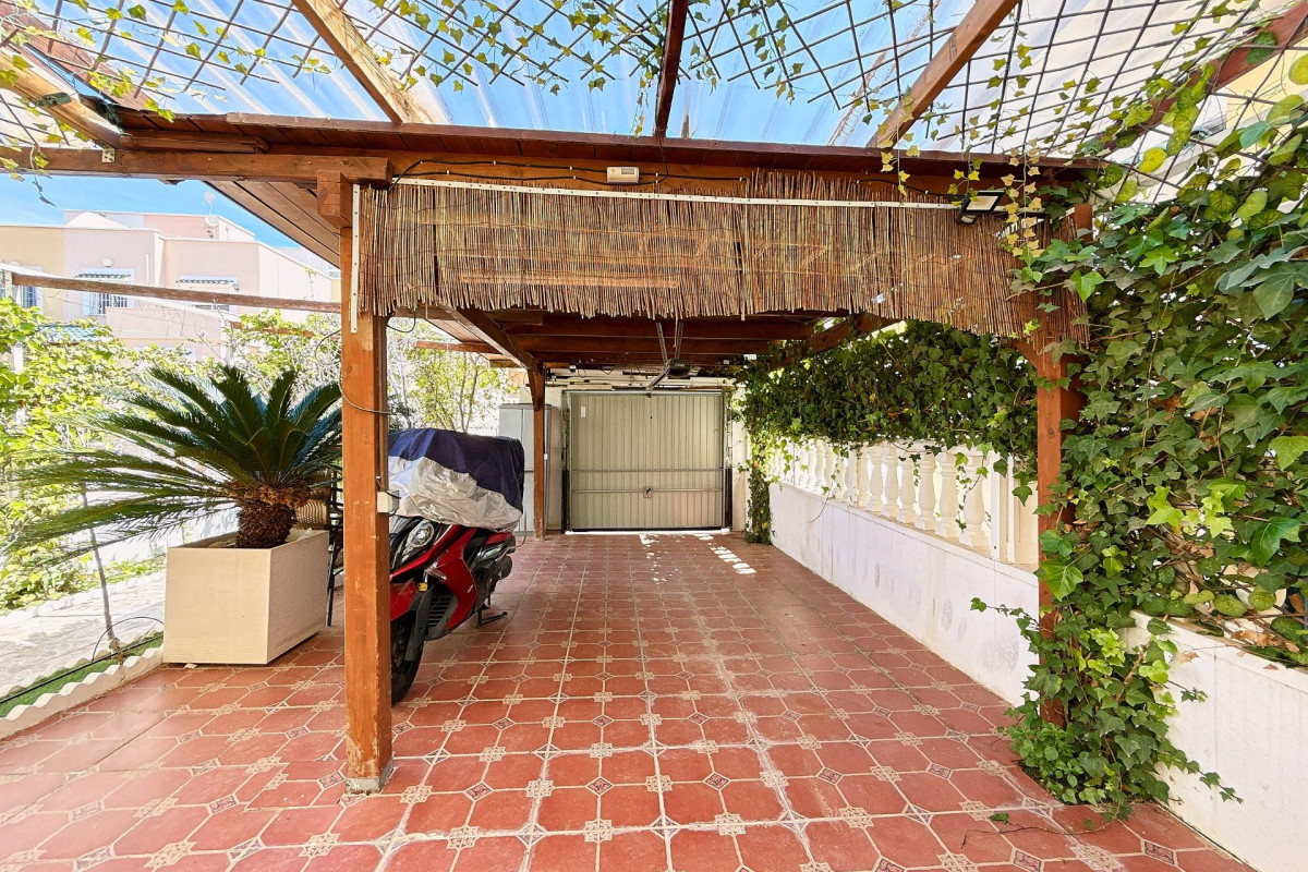 Revente - Terraced house - Orihuela Costa - La Florida