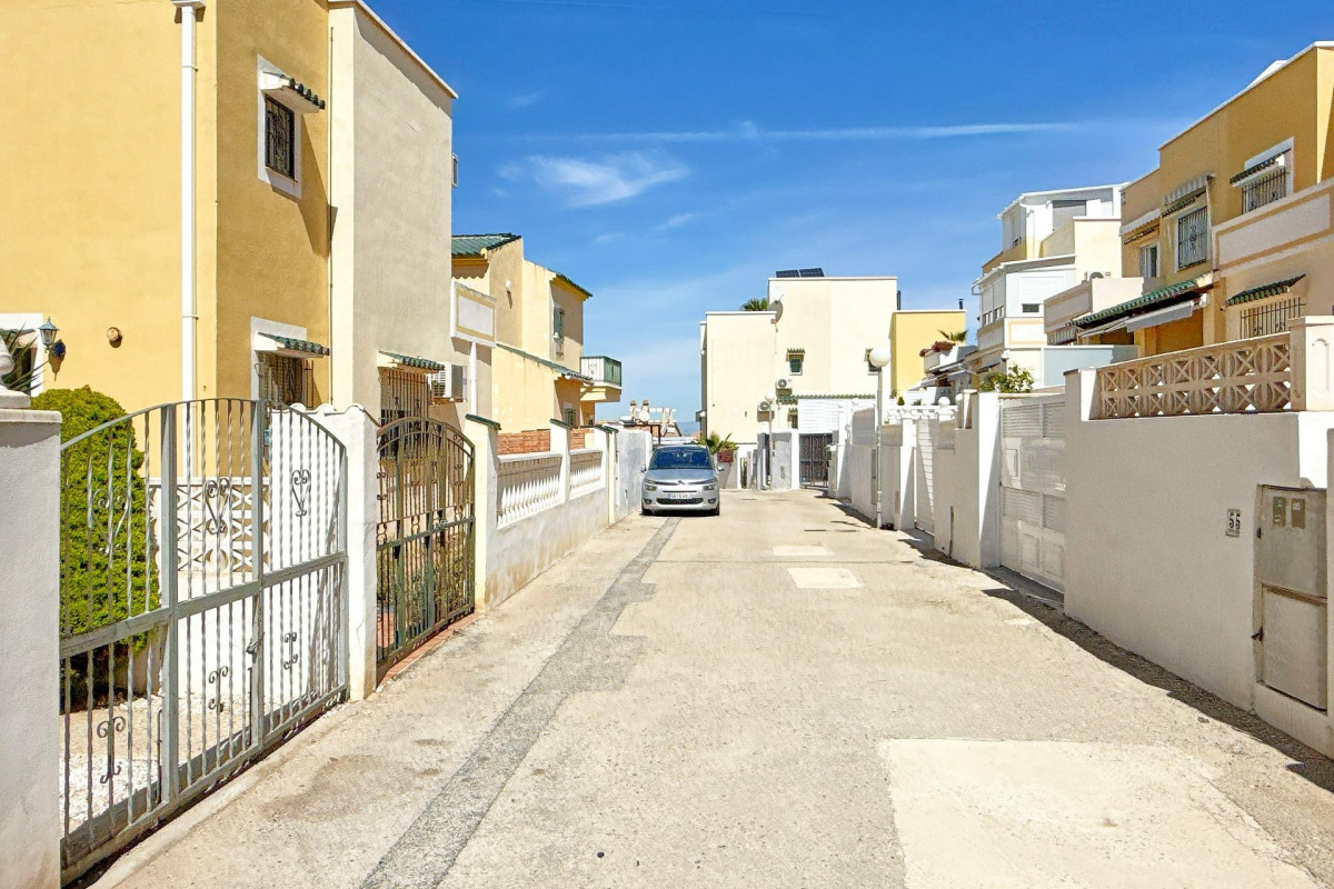 Revente - Terraced house - Orihuela Costa - La Florida