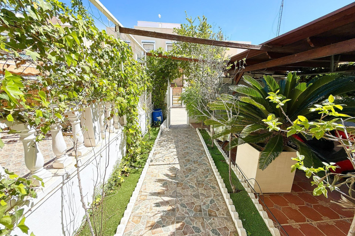 Revente - Terraced house - Orihuela Costa - La Florida