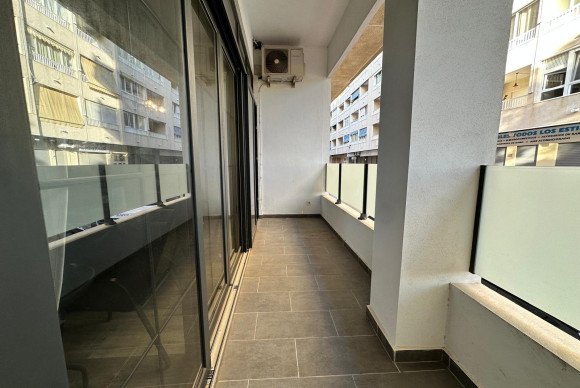 Reventa - Apartamento / piso - Torrevieja - Acequion