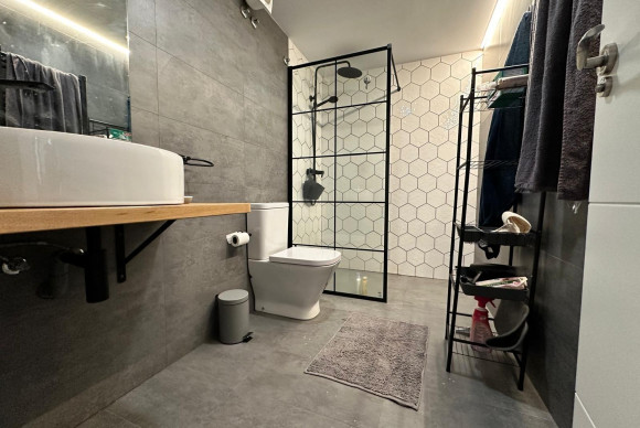 Reventa - Apartamento / piso - Torrevieja - Acequion