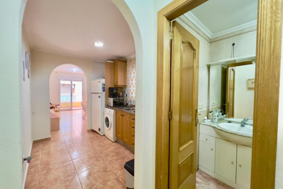 Resale - Apartment  - Torrevieja - Centro