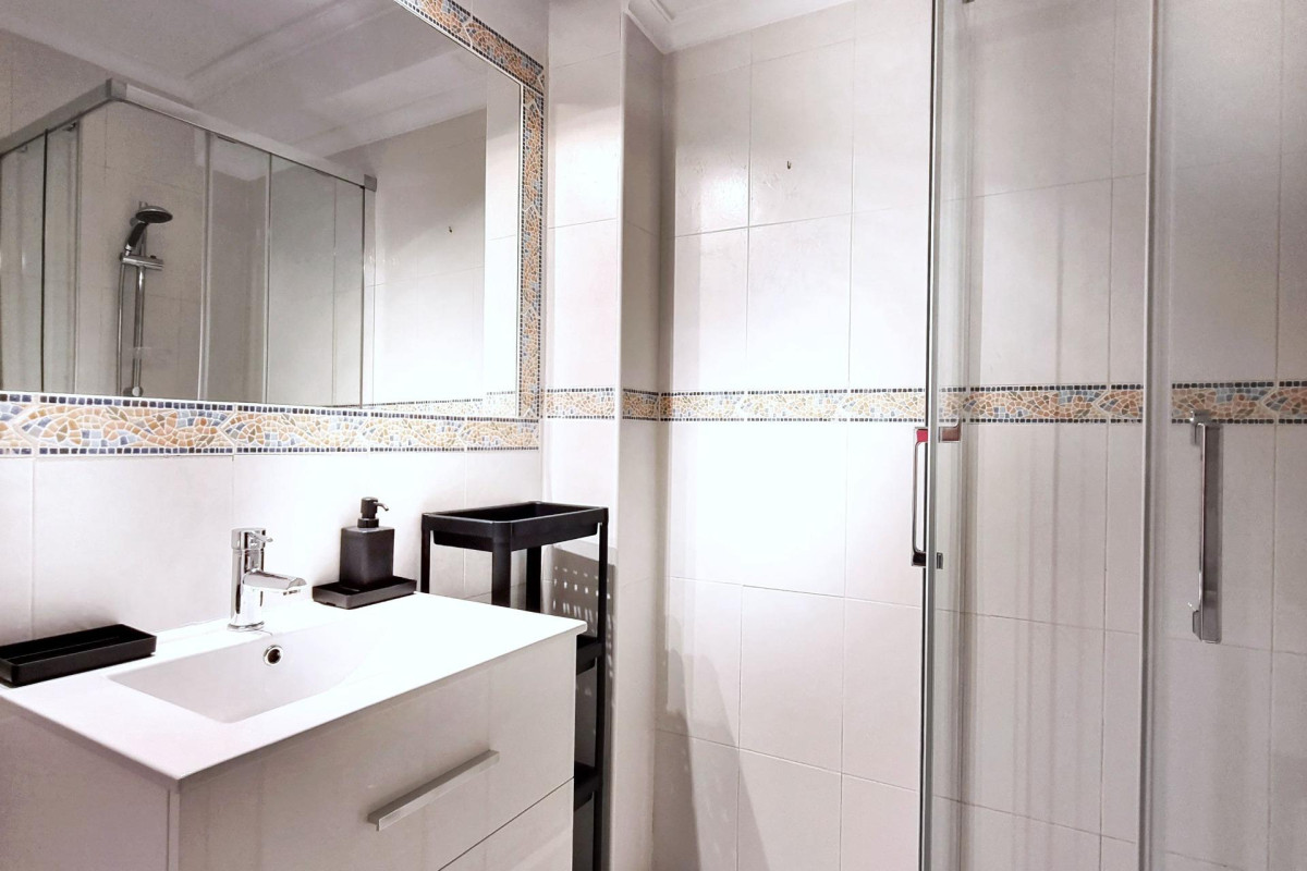 Resale - Bungalow - Torrevieja - Calas blanca