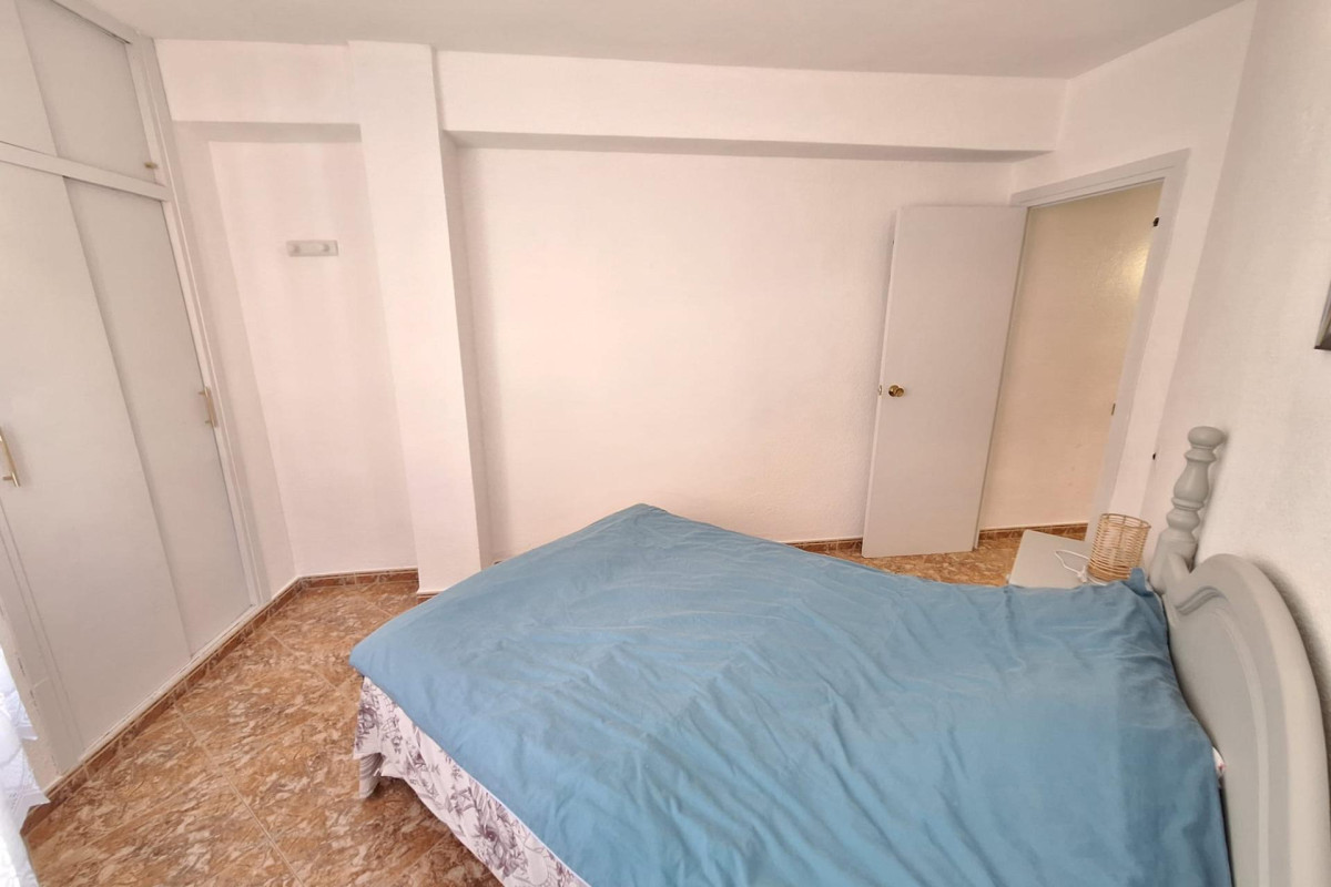 Resale - Apartment  - Torrevieja - Centro