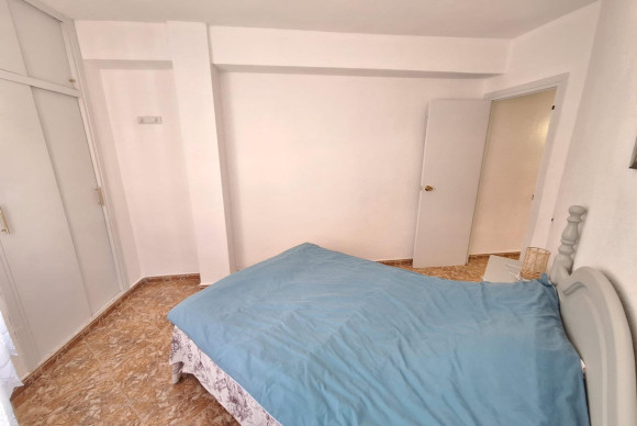 Resale - Apartment  - Torrevieja - Centro