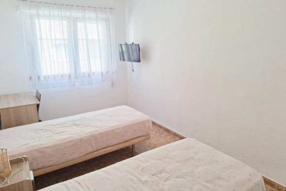 Resale - Apartment  - Torrevieja - Centro