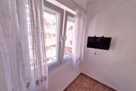 Resale - Apartment  - Torrevieja - Centro