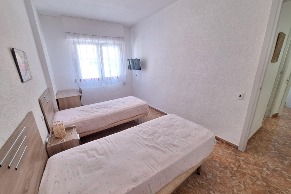 Resale - Apartment  - Torrevieja - Centro