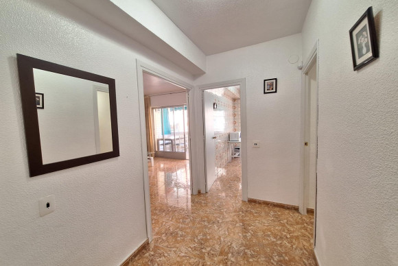 Resale - Apartment  - Torrevieja - Centro