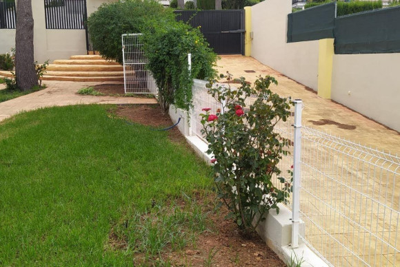 Resale - Villa - Picassent - Urbanizacion el pinar 3