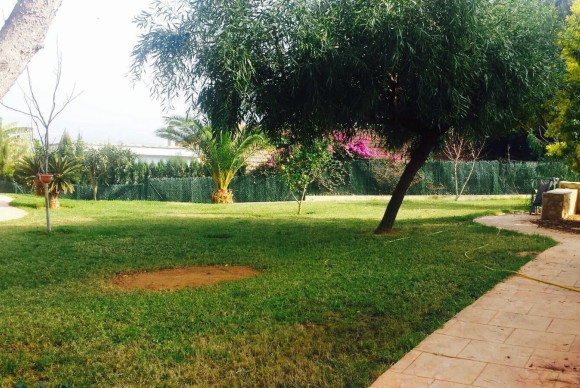 Resale - Villa - Picassent - Urbanizacion el pinar 3