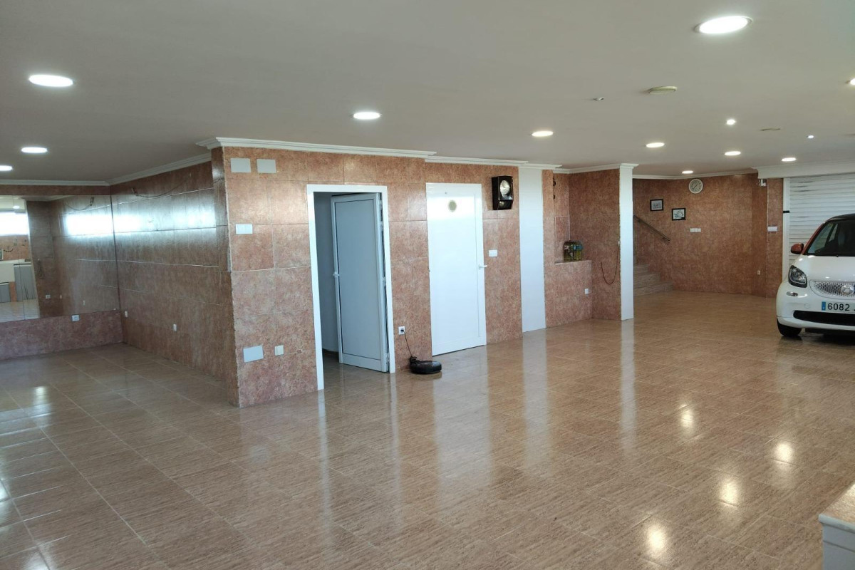 Resale - Villa - Picassent - Urbanizacion el pinar 3