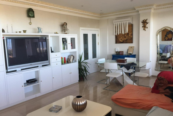 Resale - Villa - Picassent - Urbanizacion el pinar 3