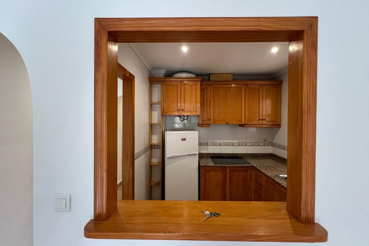 Resale - Apartment  - Torrevieja - Centro