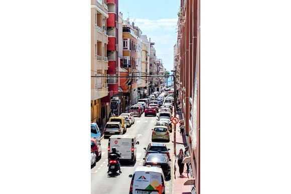 Resale - Apartment  - Torrevieja - Centro