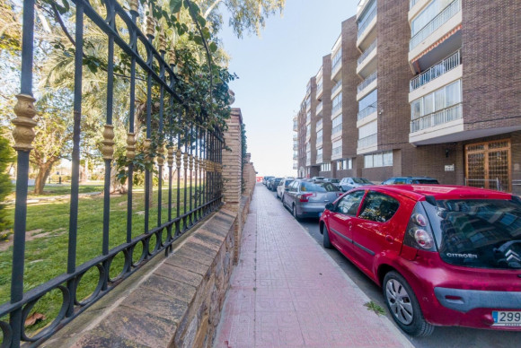 Herverkoop - Appartement  - Torrevieja - Playa del Acequión