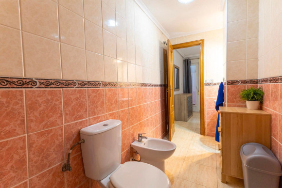 Reventa - Apartamento / piso - Torrevieja