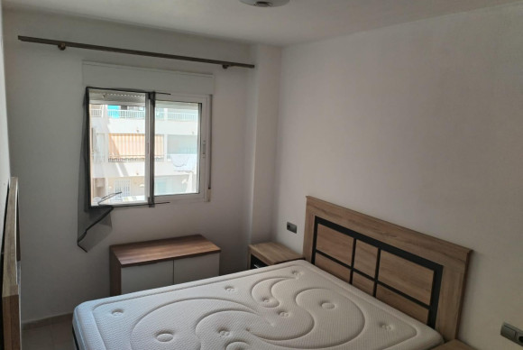 Resale - Apartment  - Torrevieja - Playa del Cura