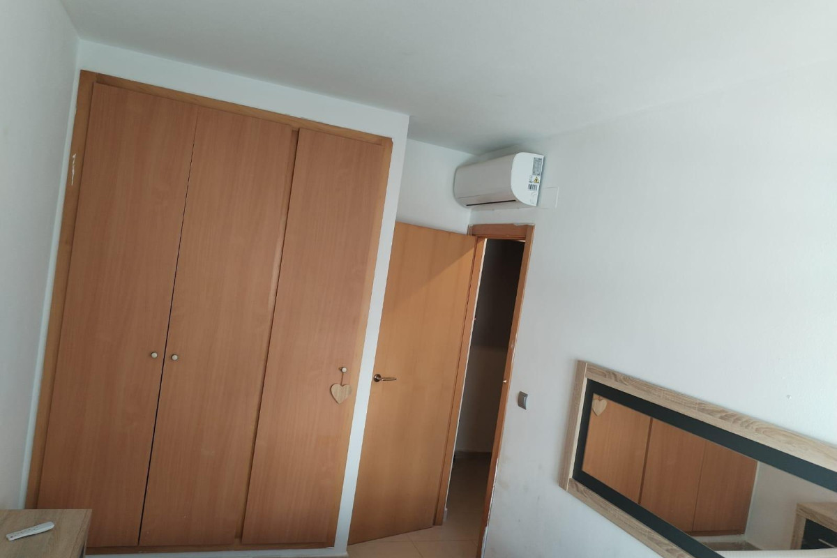 Resale - Apartment  - Torrevieja - Playa del Cura