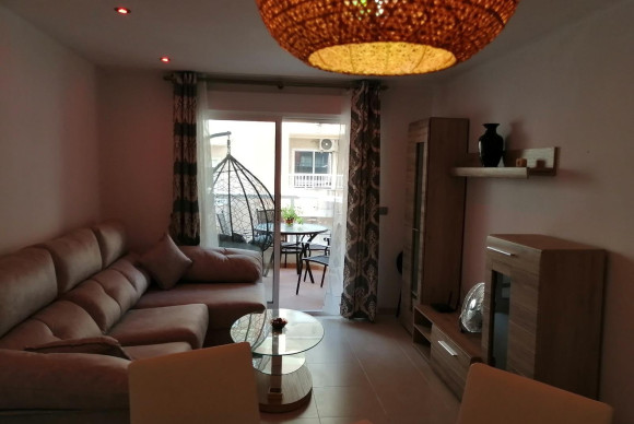 Resale - Apartment  - Torrevieja - Playa del Cura