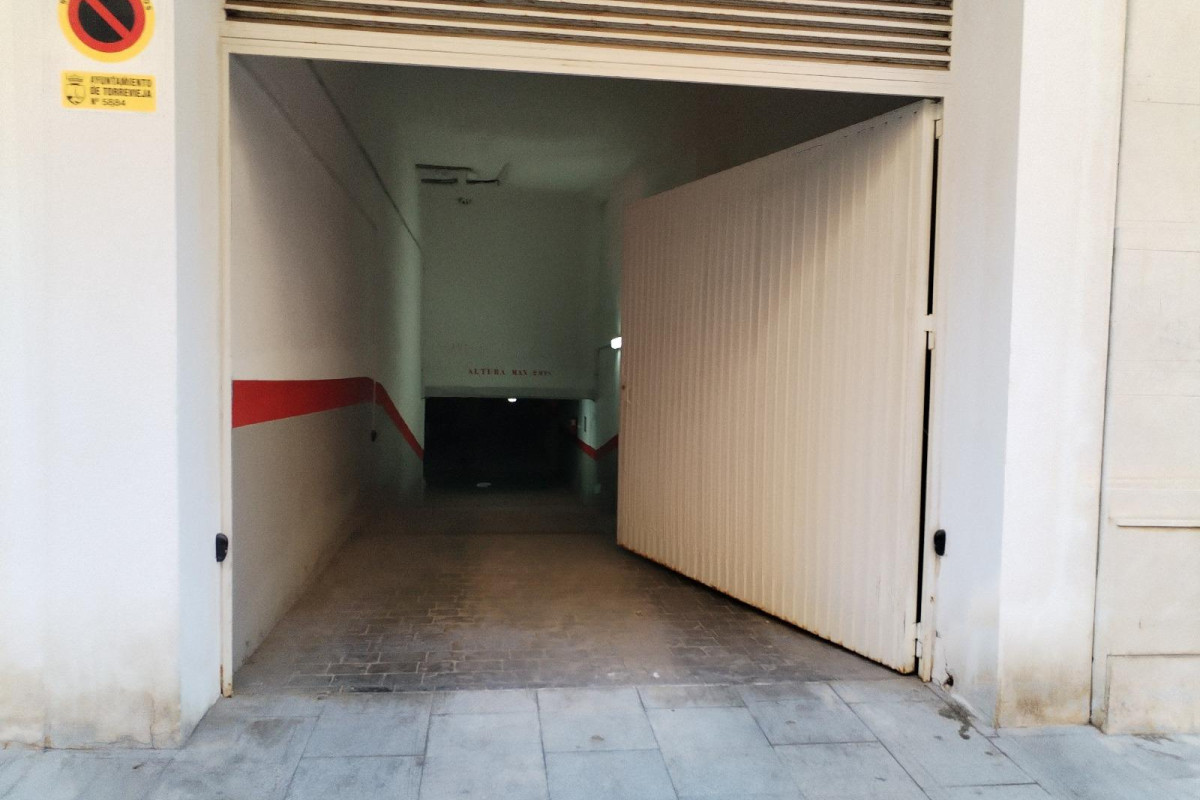 Resale - Apartment  - Torrevieja - Playa del Cura