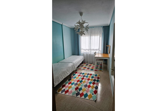 Resale - Apartment  - Torrevieja - Playa de los Locos