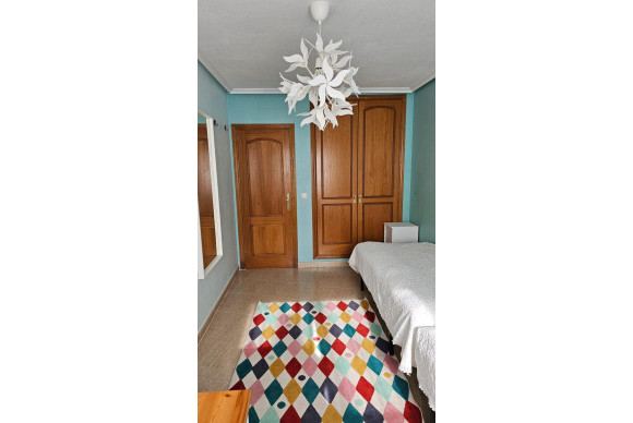 Resale - Apartment  - Torrevieja - Playa de los Locos