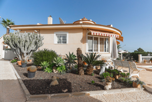 Herverkoop - Vrijstaande Villa - Ciudad Quesada