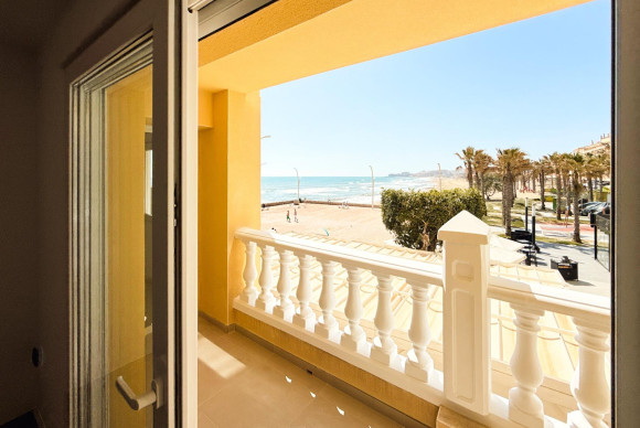 Resale - Flat - Torrevieja - La Mata pueblo