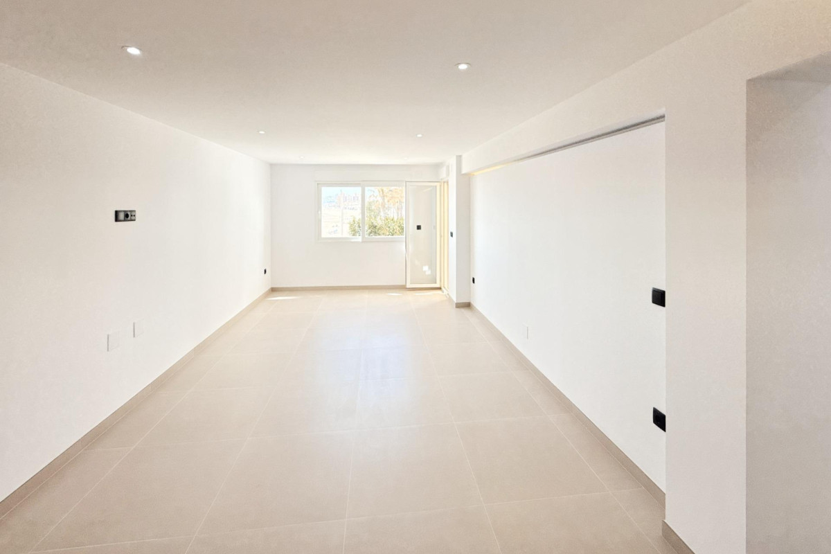 Resale - Flat - Torrevieja - La Mata pueblo