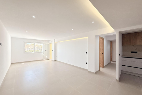 Resale - Flat - Torrevieja - La Mata pueblo