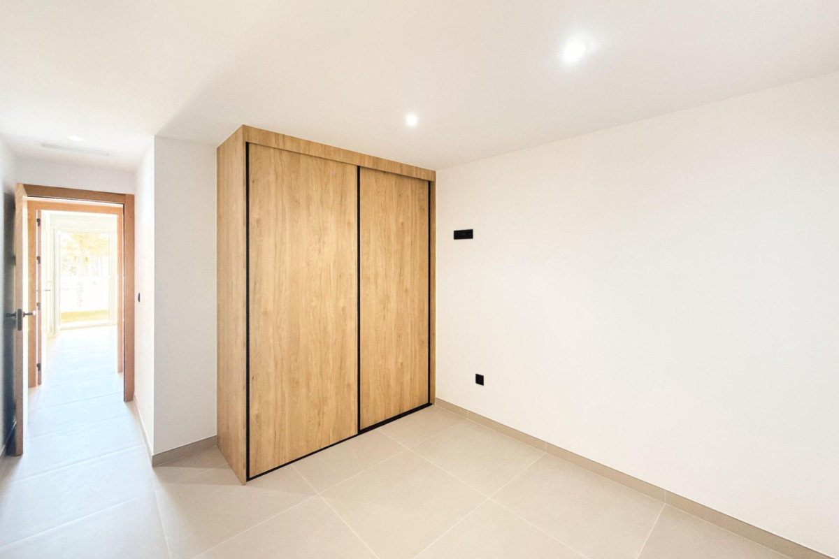 Resale - Flat - Torrevieja - La Mata pueblo